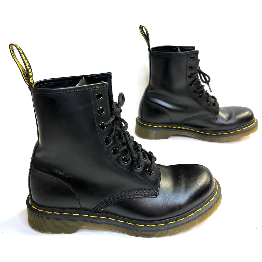 Dr. Martens The Original Black Smooth Leather Lace Up Boots - Size 8
